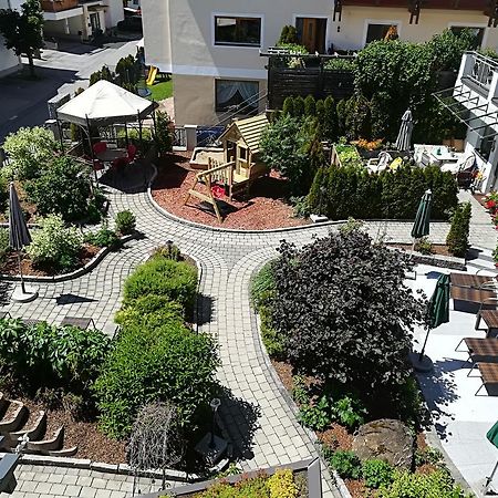 Hotel Garni Romantika Serfaus Exteriér fotografie